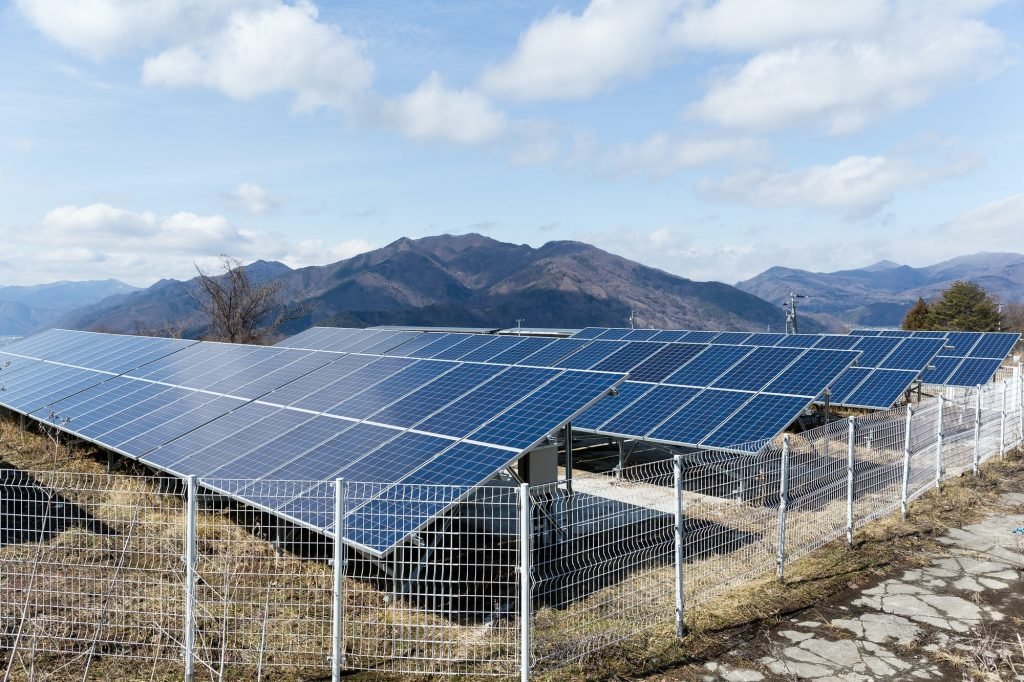 Solar energy system with rows of solar panels on Long Island